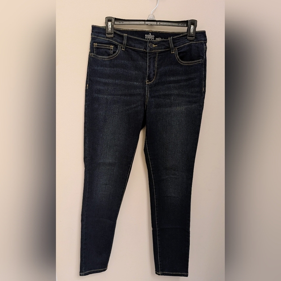 NEW YORK & COMPANY SOHO SKINNY ANKLE JEANS - Picture 4 of 6
